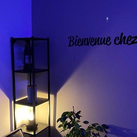 Bienvenue Chez Vous "Appartement Classe 2 Etoiles En Rdc Avec Espace Exterieur Et Parking" Dole Exterior foto